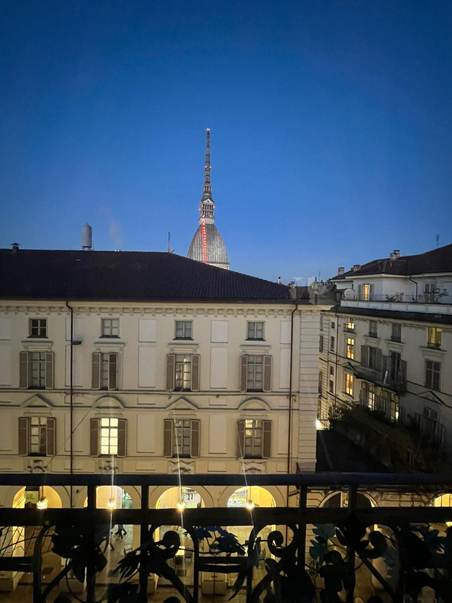 Historic Center Via Po Apartment Torino Exterior foto